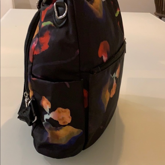 Floral backpack - Picture 5 of 9